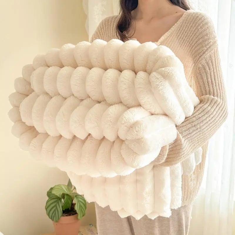 🔥 50% OFF ✨ Faux Rabbit Plush Blanket – Thick, Soft & Cosy for Sofa or Bed
